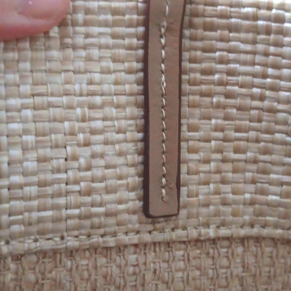 π Prada Raffia Beach Tote β±οΈ - Picture 12 of 14